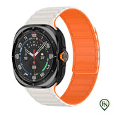 FlexiMag™ Samsung – Stijlvolle Magnetische Band voor Galaxy Watch Wit Oranje / Galaxy Watch Ultra 47mm