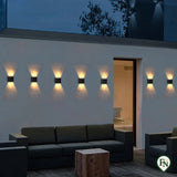 LED-licht op zonne-energie waterdichte wandlamp voor buiten schemering tot zonsopgang hek verlichting voor zomer tuin